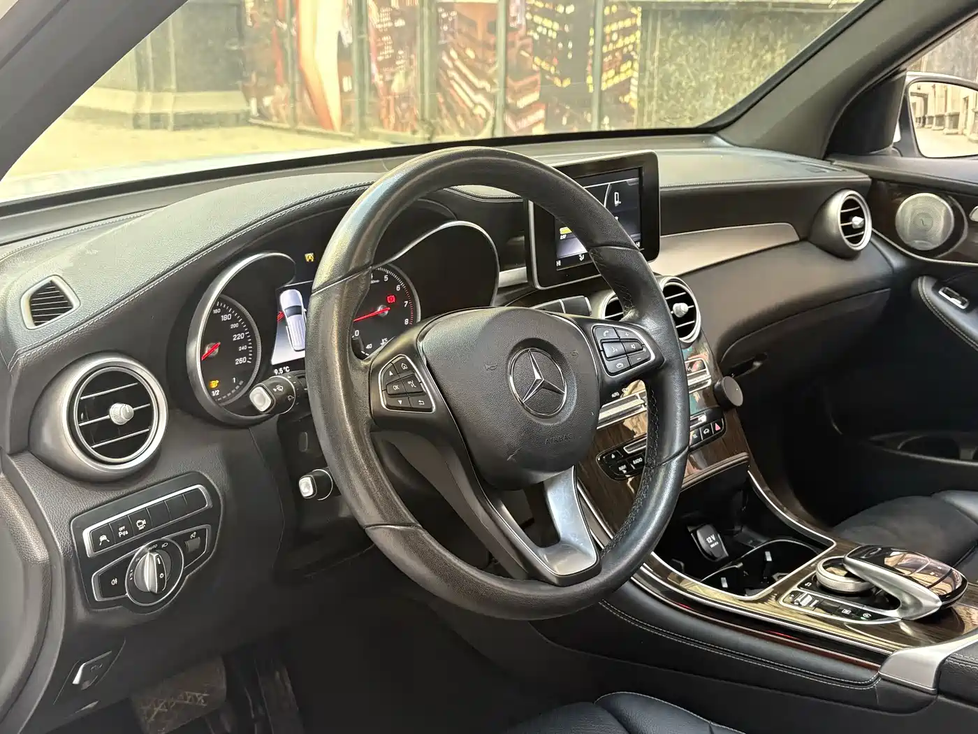 Mercedes-Benz GLC 2019 GLC 260 4MATIC Dynamic фото 5