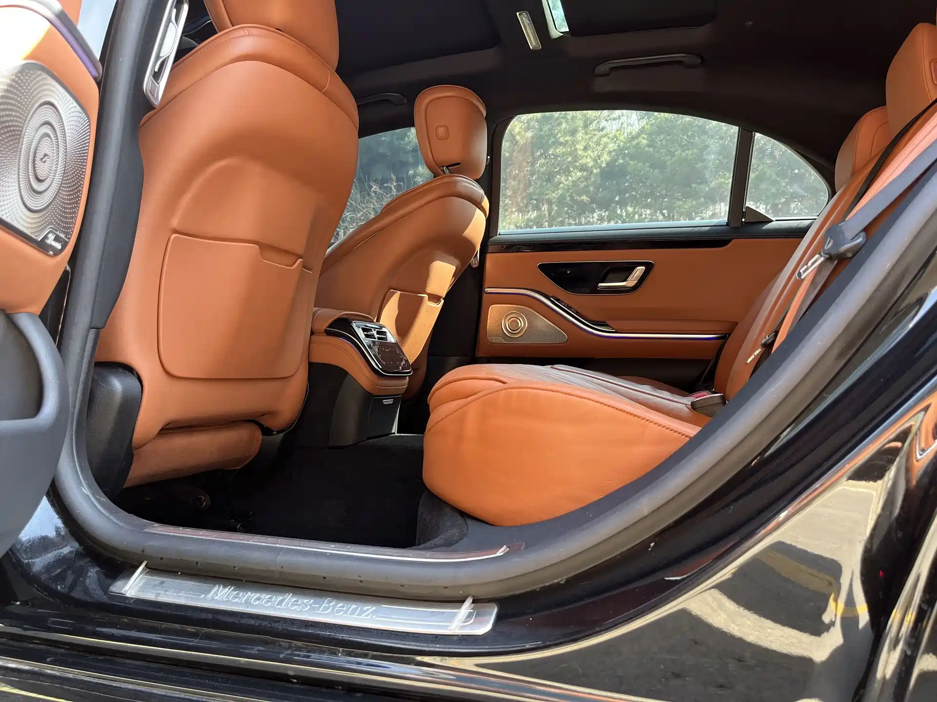Фото 8 - Mercedes-Benz S-Class