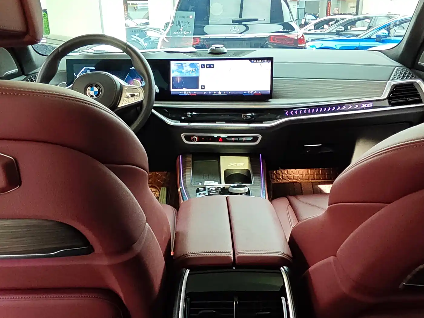 BMW X5 2023 xDrive 40Li M Sport Black Night Package фото 15