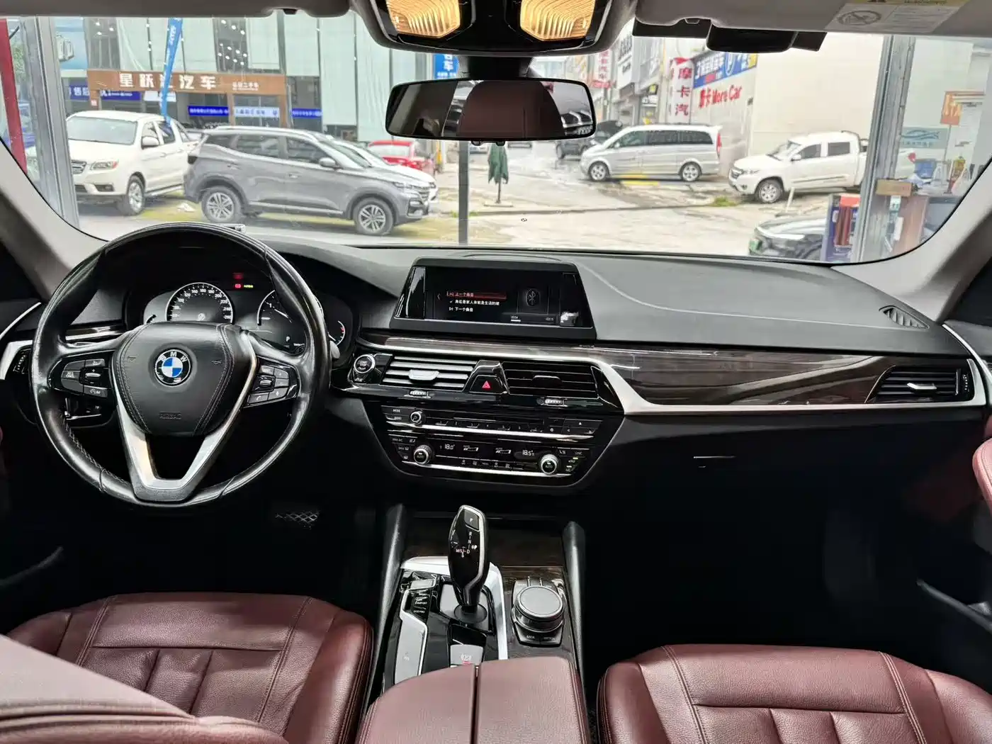 BMW 5 Series 2018 528Li Launch Special Edition фото 7