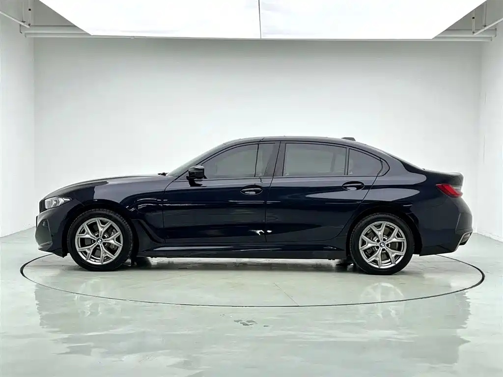 BMW i3 2025 eDrive 35 L фото 8