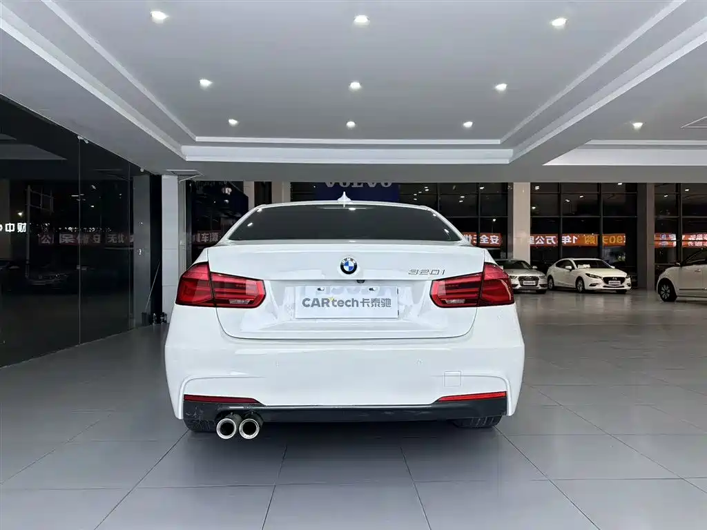 BMW 3 Series 2018 320i M Sport Package фото 5