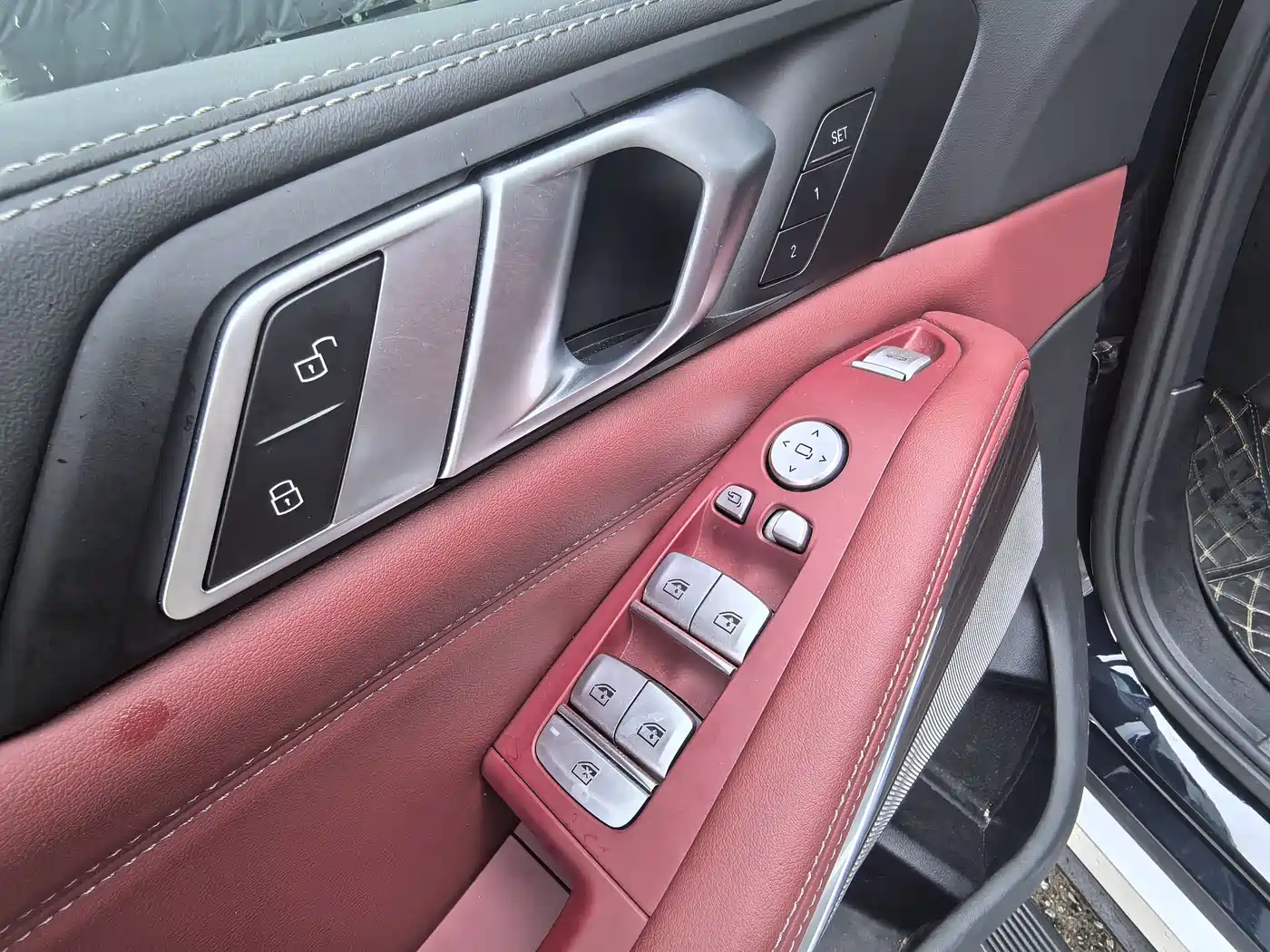 BMW X5 2023 xDrive 40Li M Sport Package фото 12