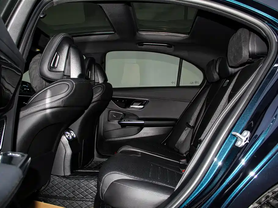 Mercedes-Benz C-Class 2025 C 260 L Sport Edition фото 20