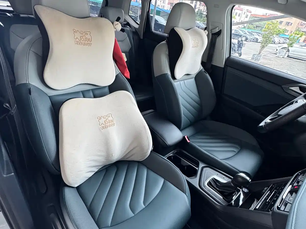 Volkswagen Tharu 2023 300TSI 2WD Moon Premium Edition фото 16