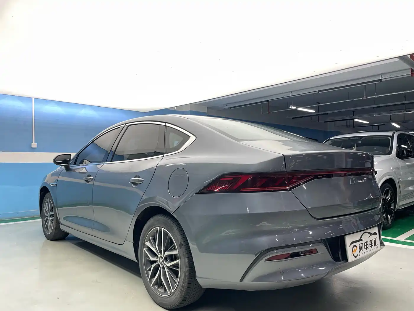 BYD Qin PLUS 2021 DM-i 120KM Flagship фото 7