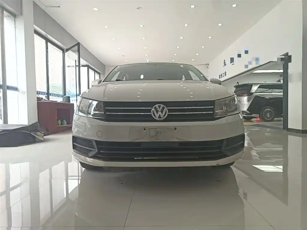 Volkswagen Santana 2017 Gran Santana 1.6L Auto Trendline фото 3