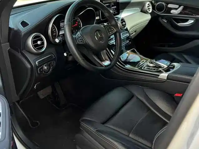 Mercedes-Benz GLC 2016 GLC 260 4MATIC Dynamic фото 4