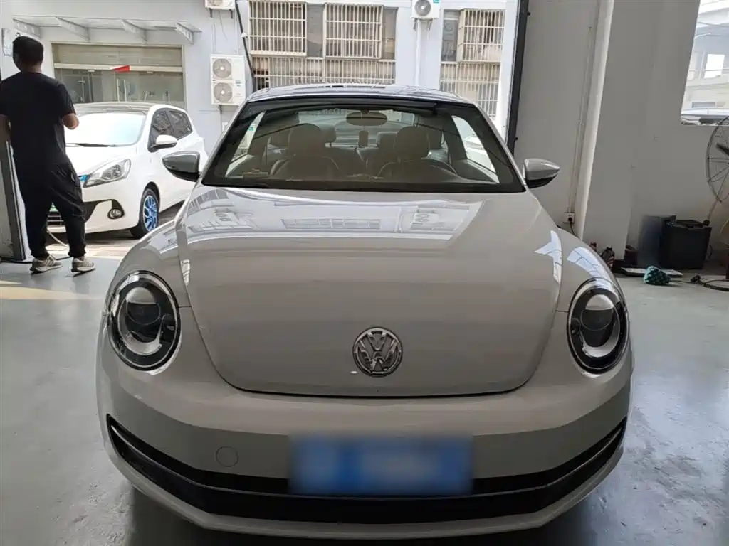 Volkswagen Beetle 2015 180TSI фото 3