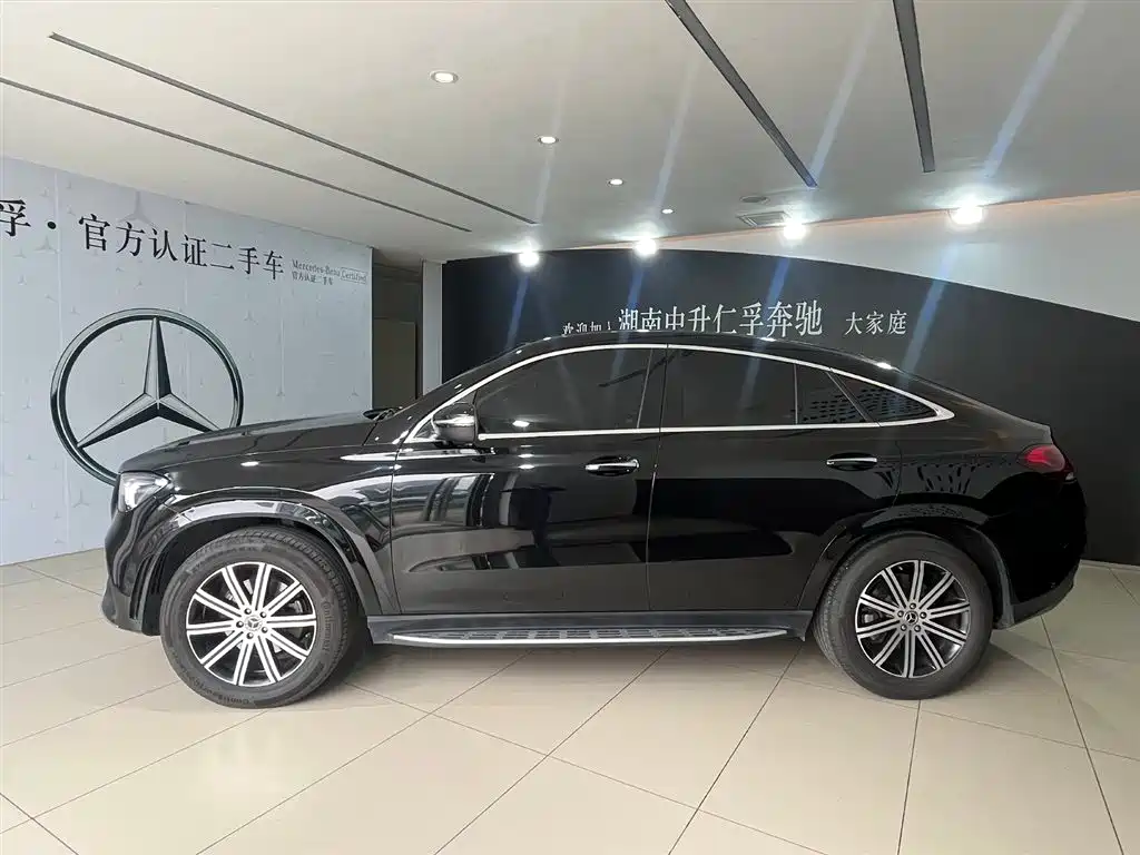 Mercedes-Benz GLE Coupe 2023 GLE 350 4MATIC Coupe SUV Fashion фото 4