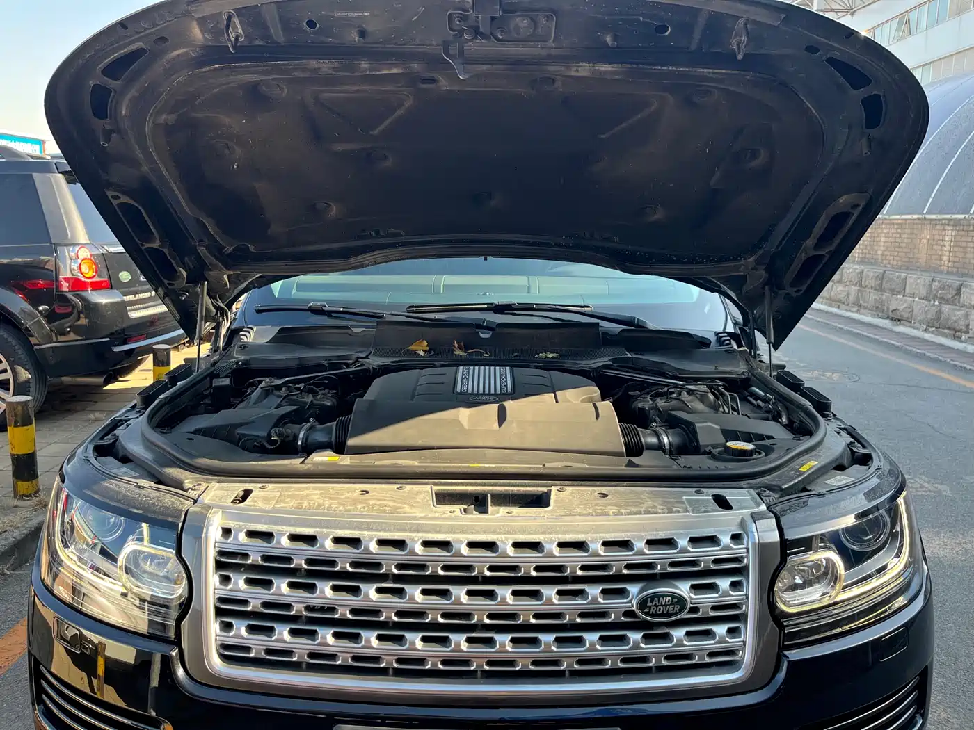 Land Rover Range Rover 2017 3.0 SC V6 Vogue LWB (Long Wheelbase) фото 25