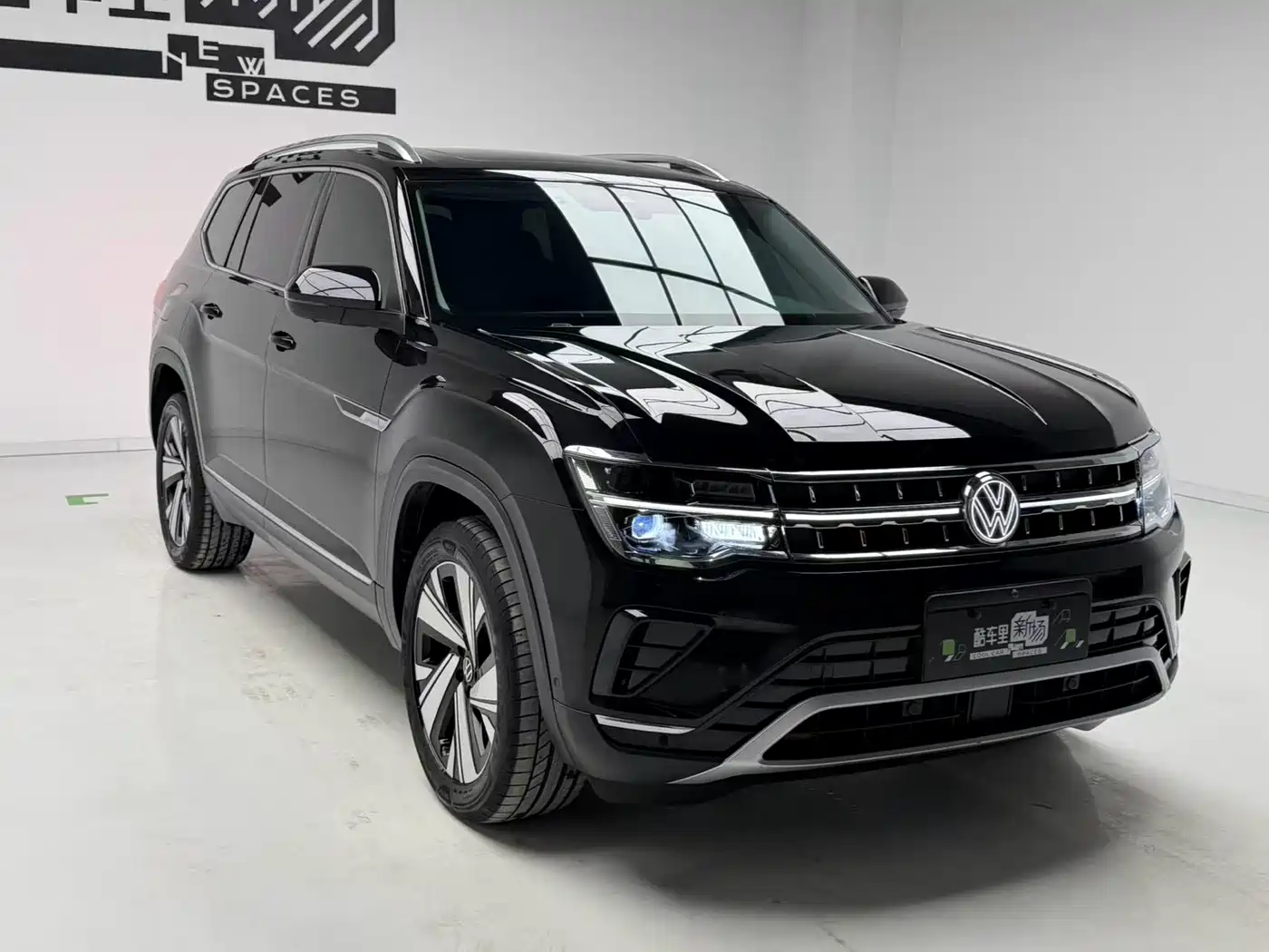 Volkswagen Teramont 2024 380TSI 4WD Prestige Luxury Edition фото 3