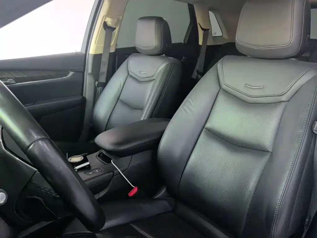 Cadillac XT5 2018 25T Luxury фото 15