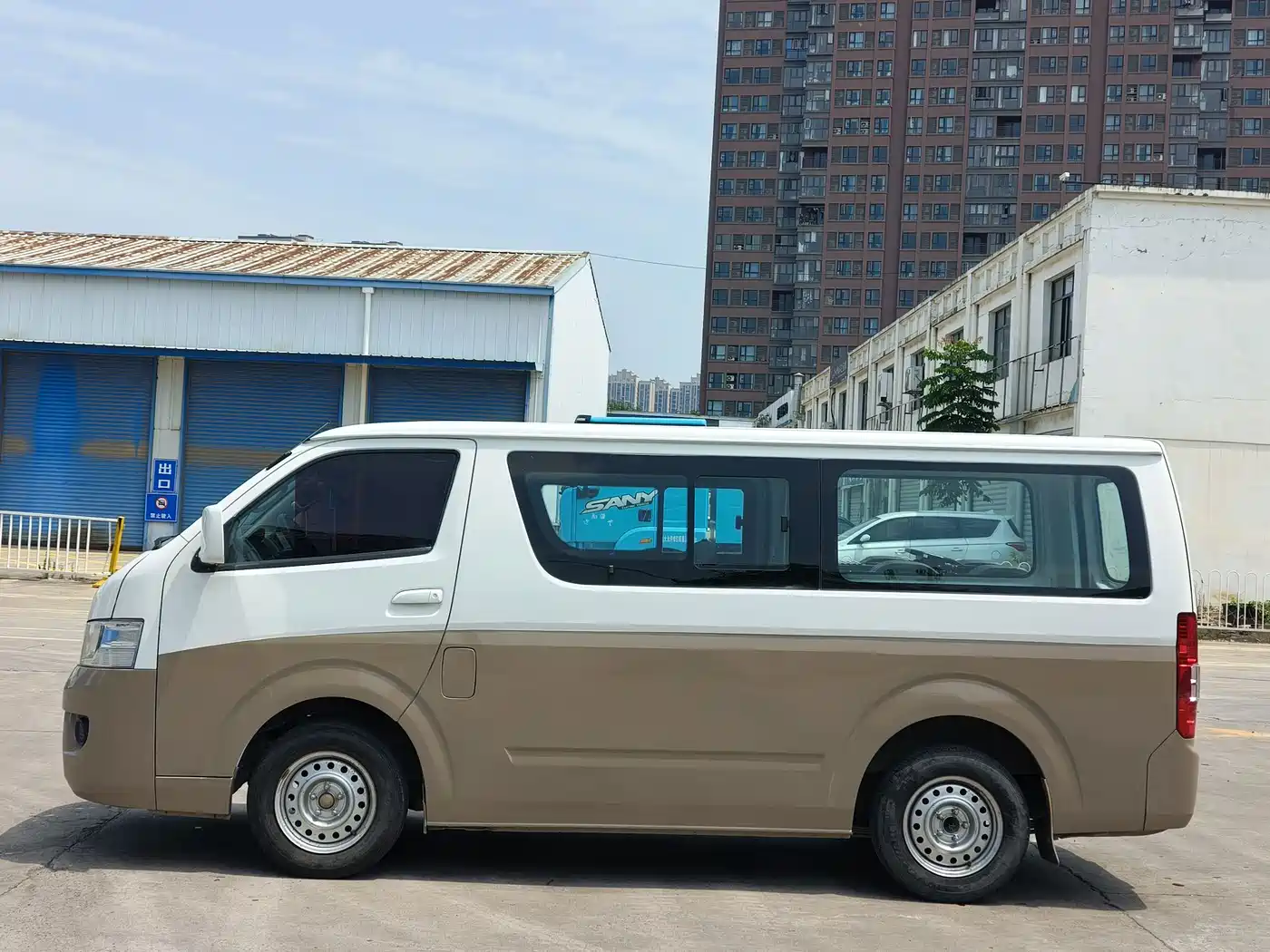 Foton Fengjing G7 2017 2017 2.0L Short Wheelbase Commercial Version Van Flat Roof 6-Seater 4Q20M