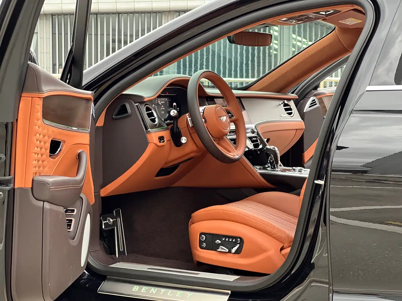 Bentley Flying Spur 2024 2024 4.0T V8 Elegance Edition
