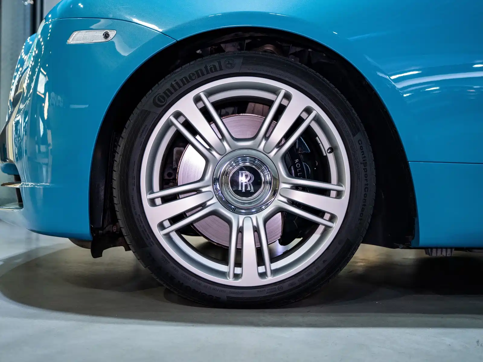 Фото 5 - Rolls-Royce Wraith