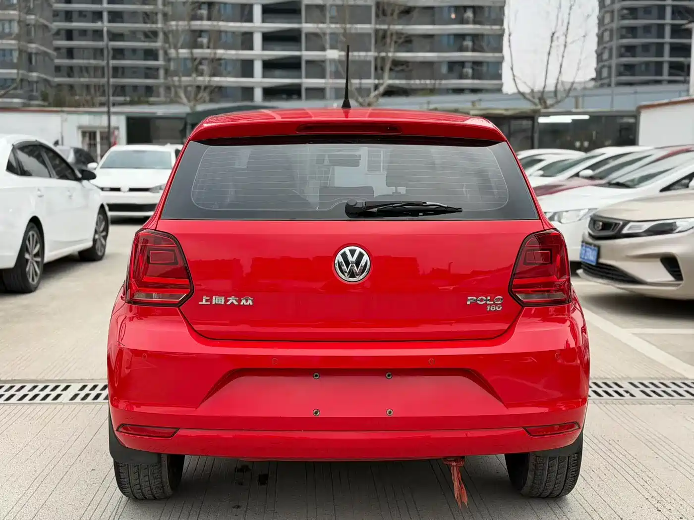 Volkswagen Polo 2016 1.6L Automatic Comfort фото 8