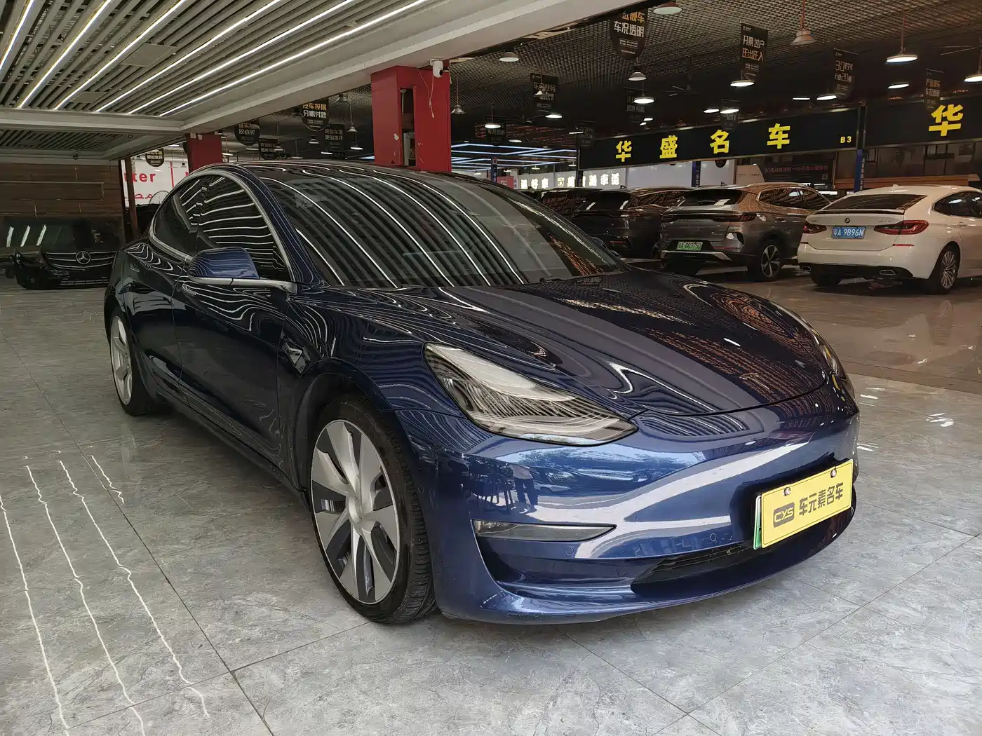 TESLA MODEL 3 (IMPORTED)