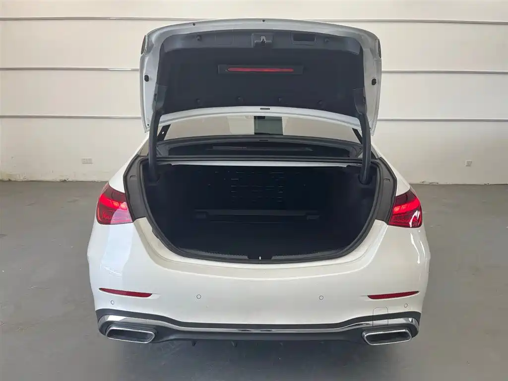Mercedes-Benz C-Class 2023 C 200 L Sport фото 16