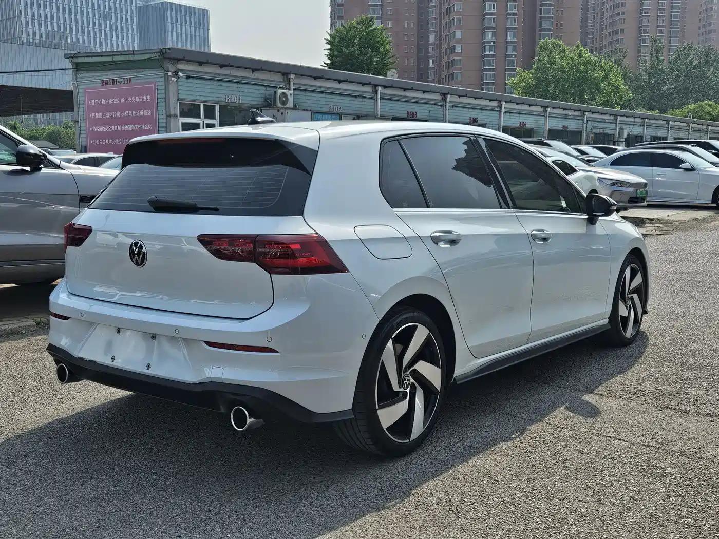 Volkswagen Golf GTI 2021 380TSI DSG GTI фото 4