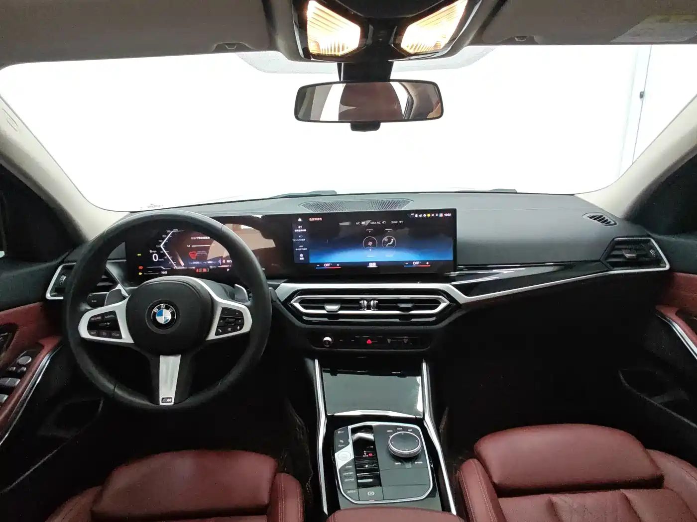 BMW 3 Series 2023 320Li M Sport Package фото 11