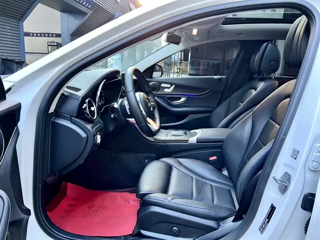 Mercedes-Benz C-Class 2020 Facelift C 260 L Sport фото 4