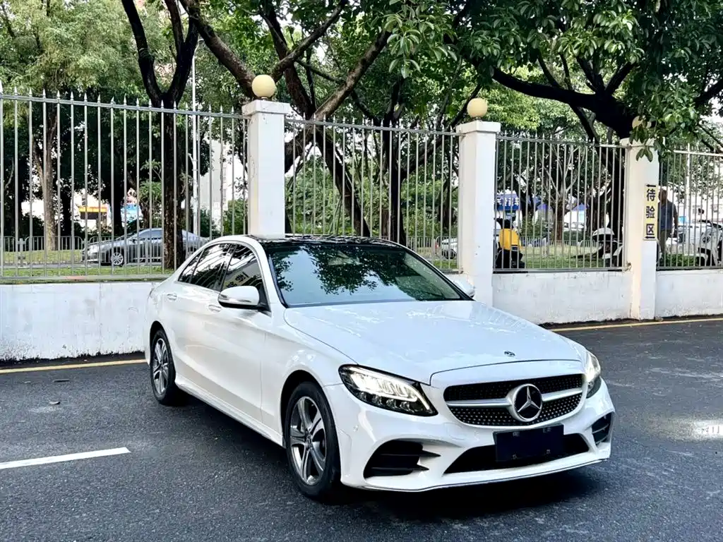 Mercedes-Benz C-Class 2020 Facelift C 260 L Sport фото 3