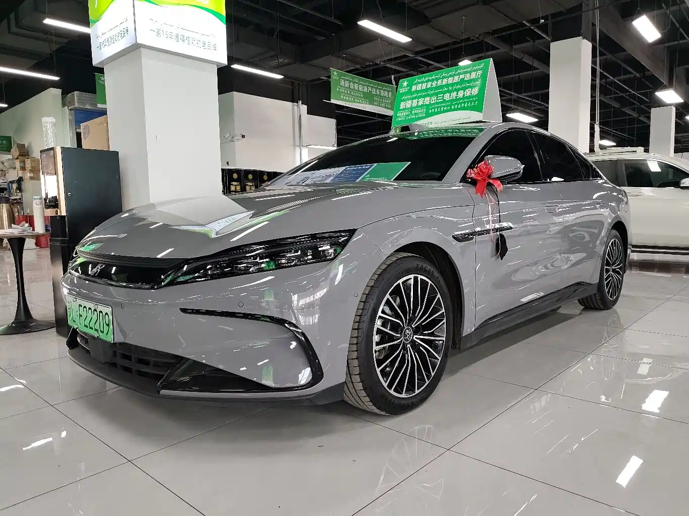 BYD HAN 2025