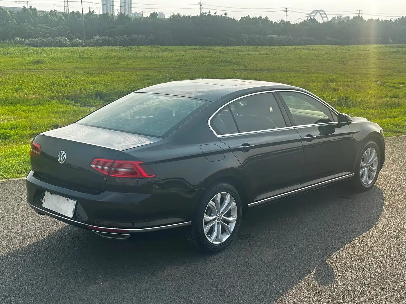 Volkswagen Magotan 2017 330TSI DSG Luxury фото 13