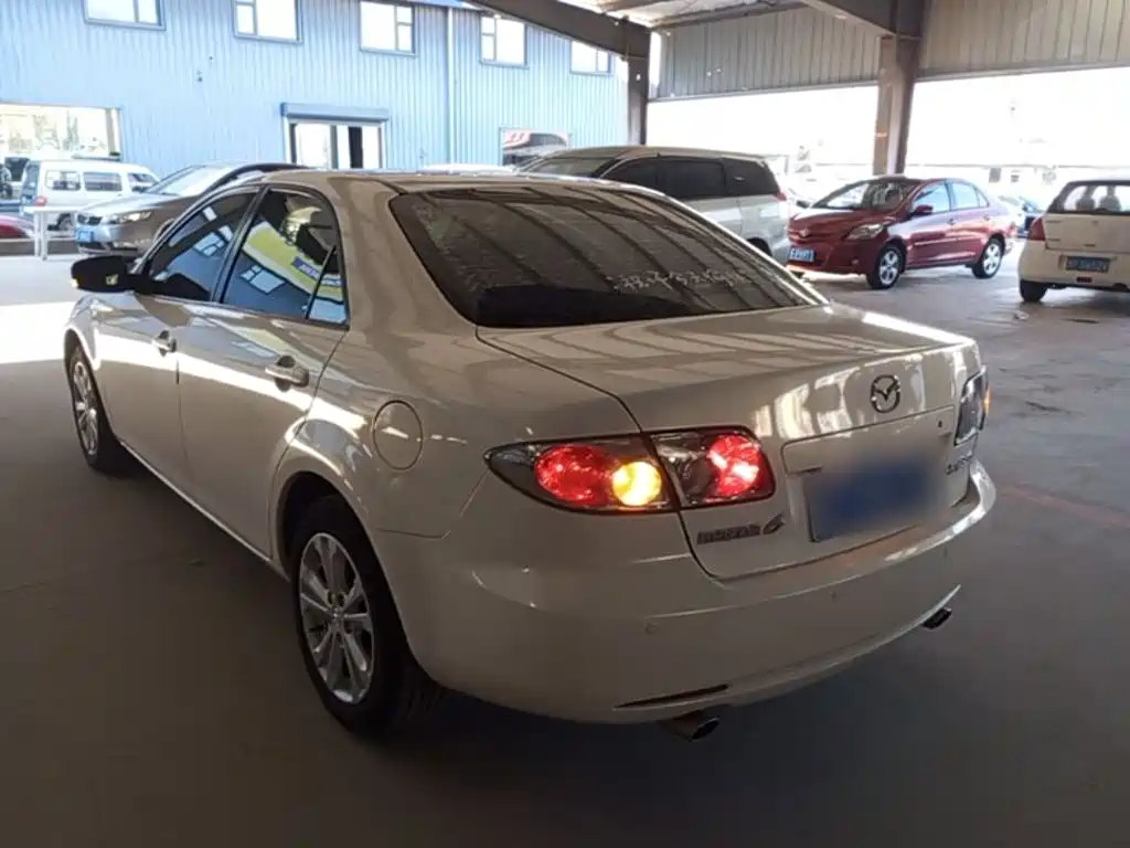 Фото 5 - Mazda 6