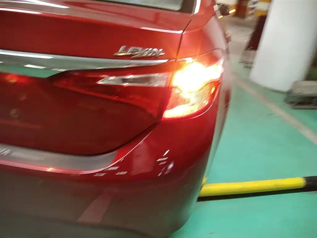 Toyota Levin 2016 1.6G-L CVT Leading Edition фото 8