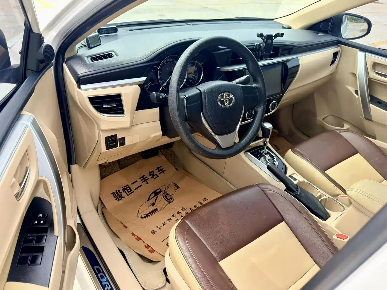 Toyota Corolla 2017 1.6L CVT GL фото 11