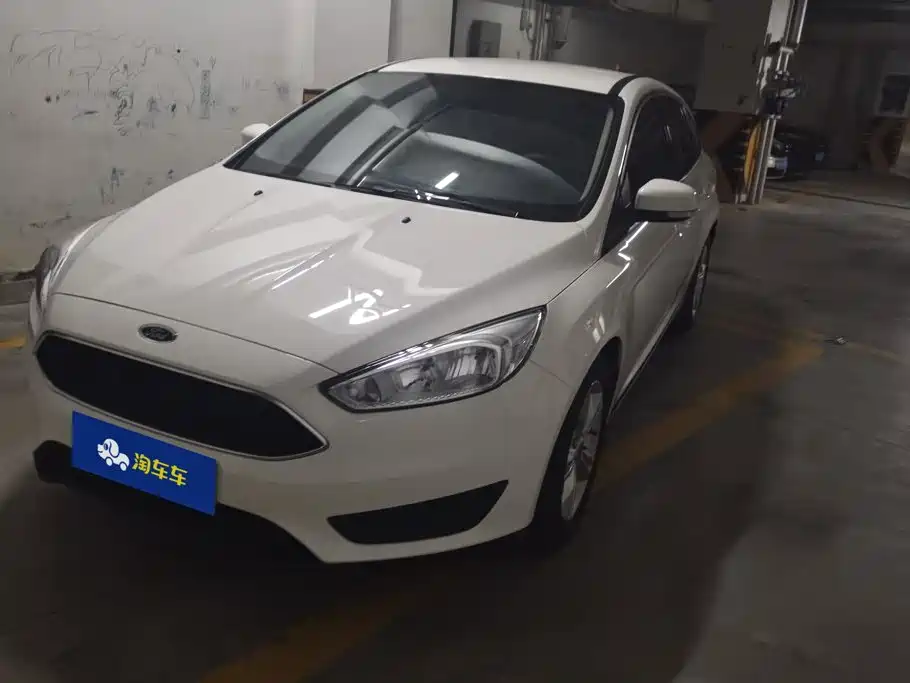 Ford Focus 2019 2018 Hatchback Classic 1.6L Automatic Comfort Smart Edition