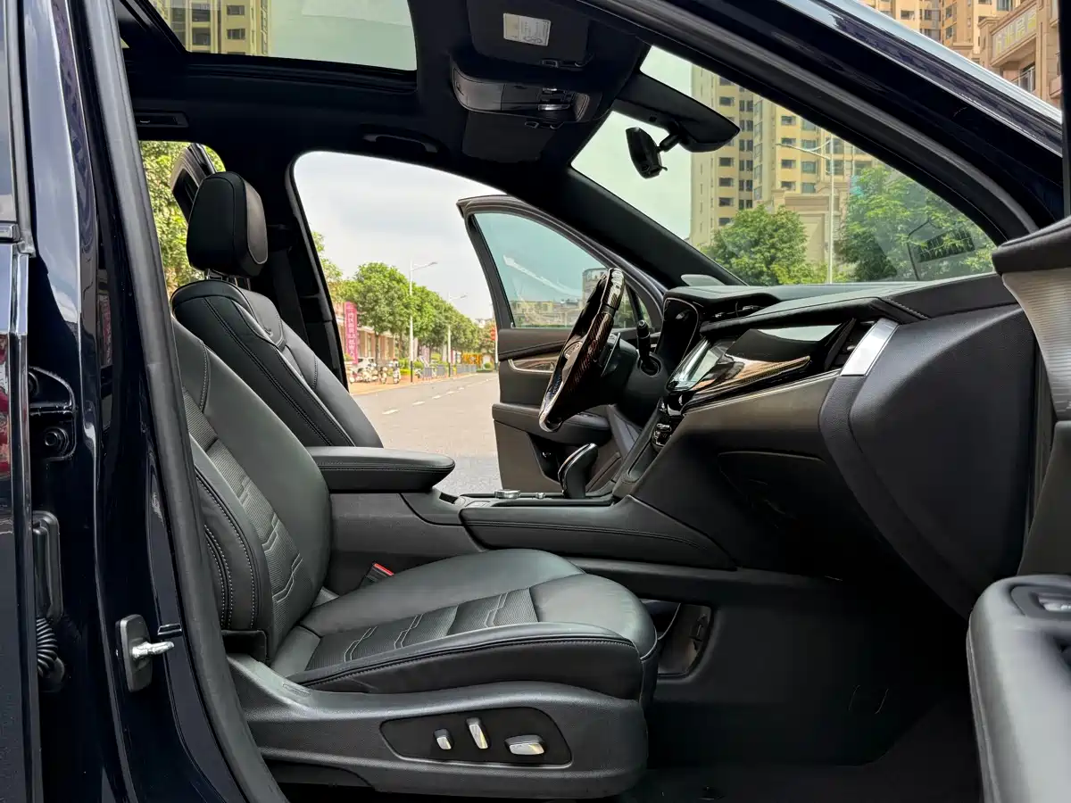 Cadillac XT6 2020 28T 6-Seater AWD Platinum Sport Edition фото 25