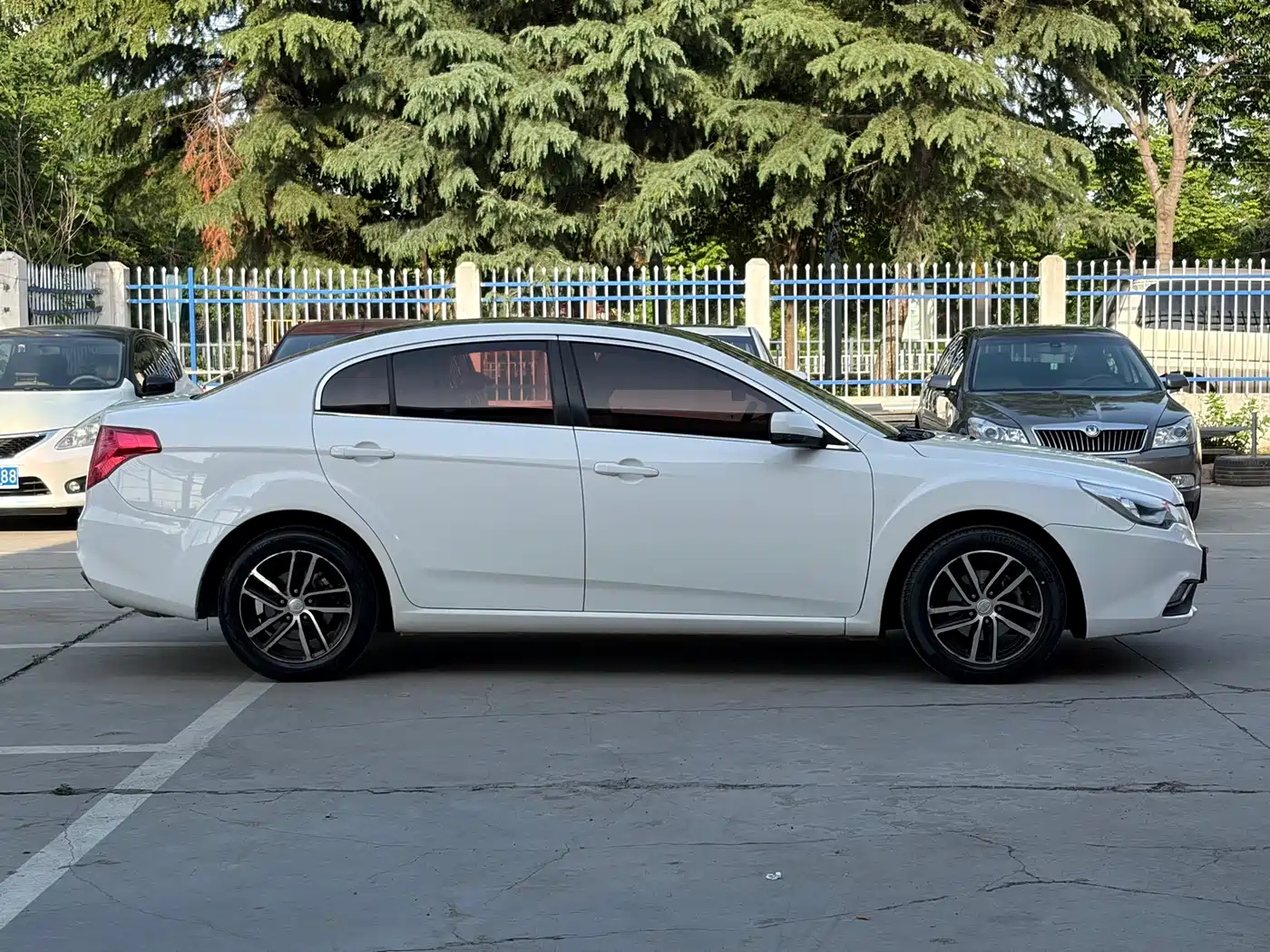 Besturn B50 2016 2016 1.6L Manual Luxury