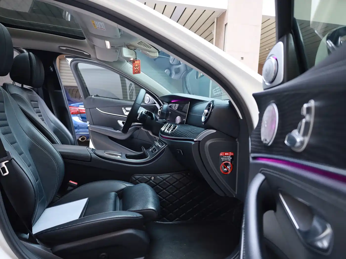 Mercedes-Benz E-Class 2020 Model E 260 L Sport фото 5