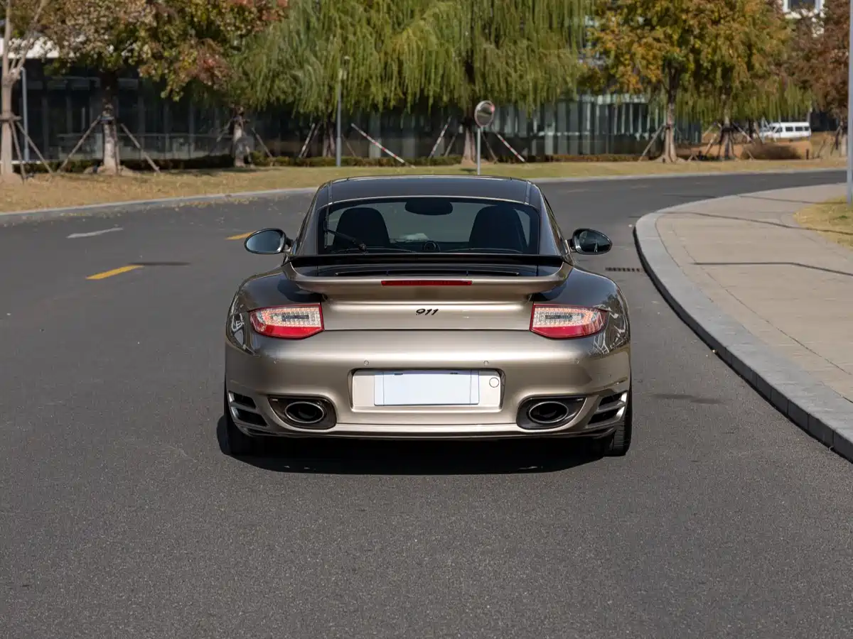 Porsche 911 2010 Turbo S 3.8T фото 5
