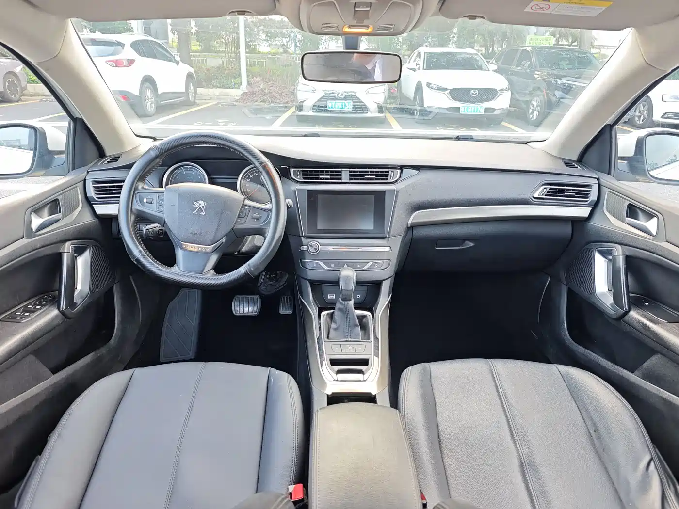 Peugeot 408 2016 1.6T Automatic Luxury Edition фото 18