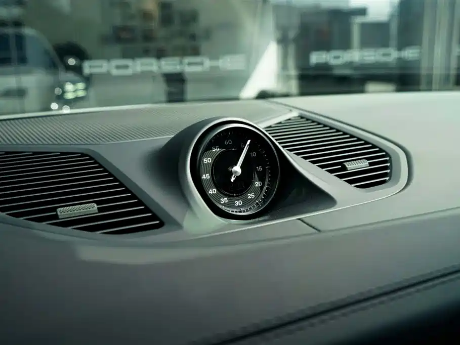 Porsche Cayenne 2025 Cayenne 3.0T Dream Chaser Edition фото 16