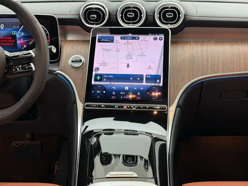 Mercedes-Benz GLC 2024 Facelift GLC 300 L 4MATIC Sport 7-seater фото 27