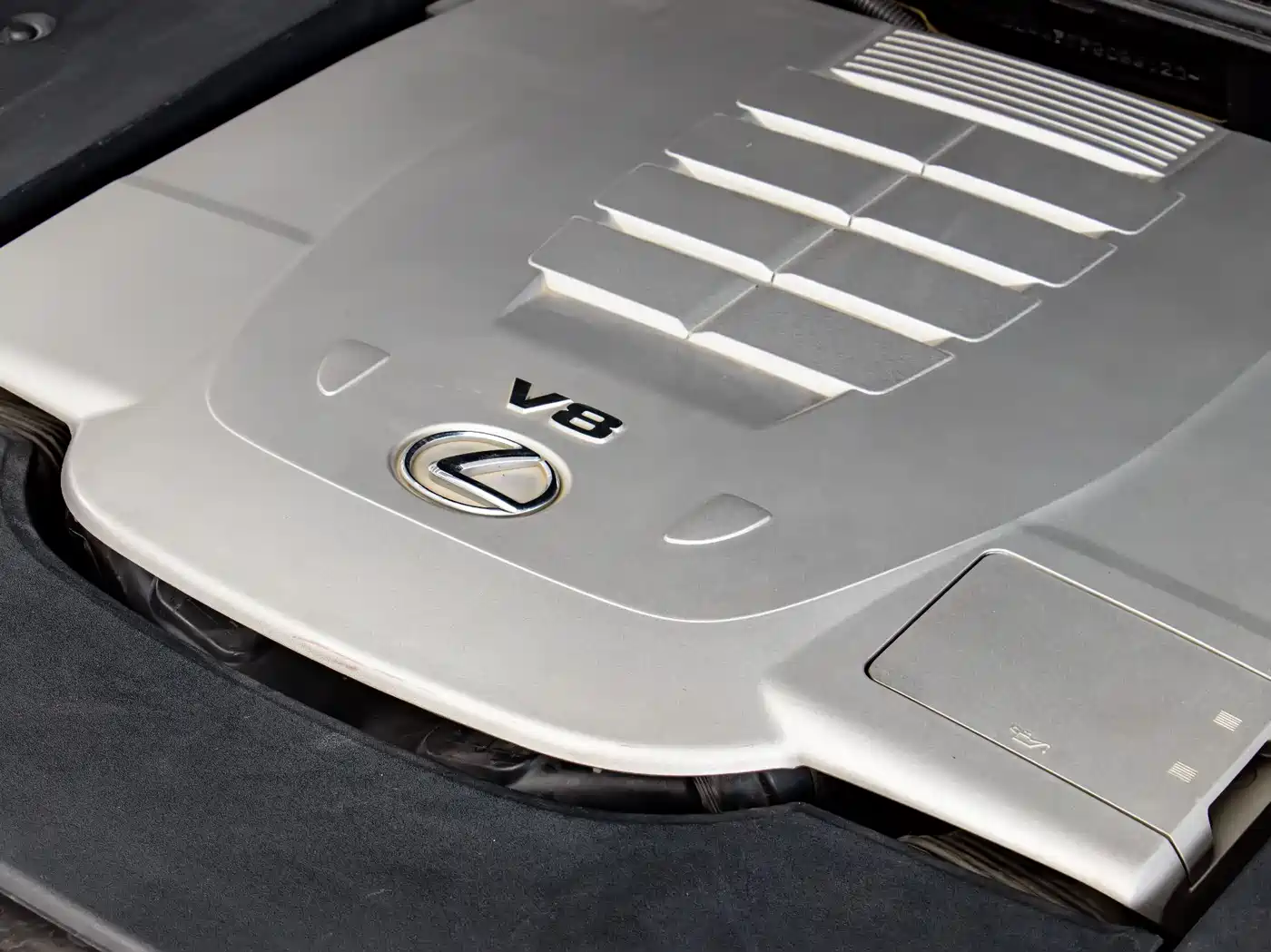 Lexus LS 2016 460L фото 8