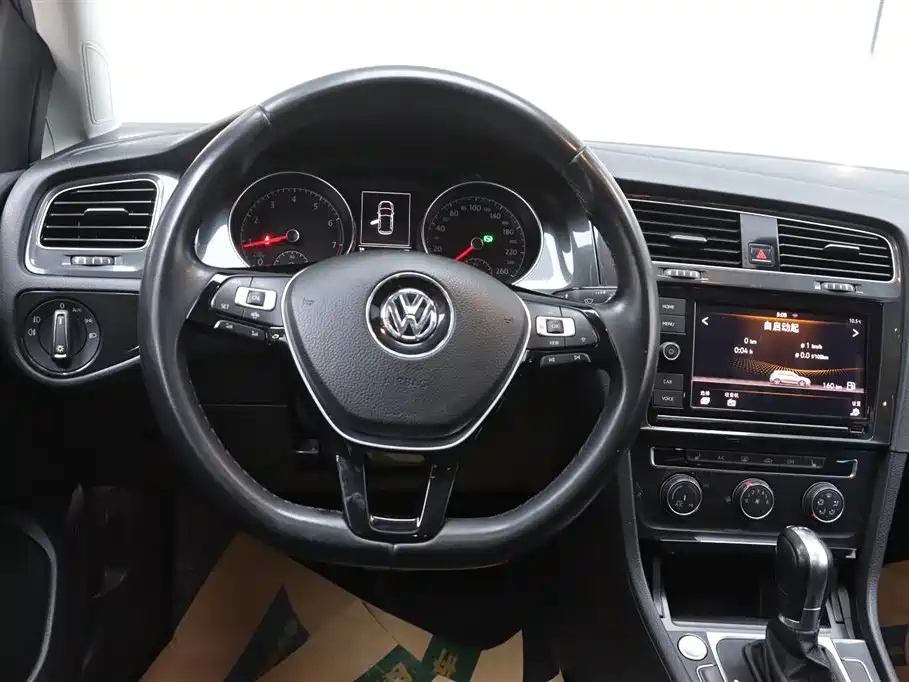 Volkswagen Golf 2019 280TSI DSG Luxury (China V) фото 28