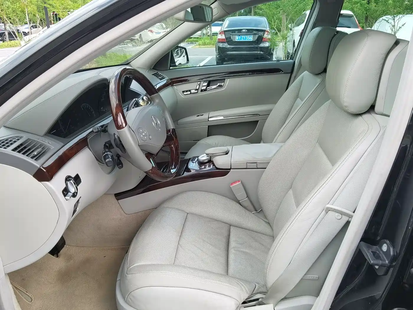 Mercedes-Benz S-Class 2010 S 350 L Luxury фото 6
