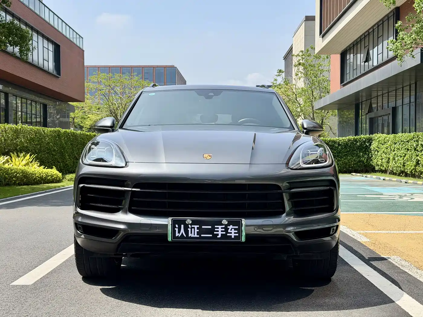 Porsche Cayenne New Energy 2021 Cayenne E-Hybrid 2.0T фото 2