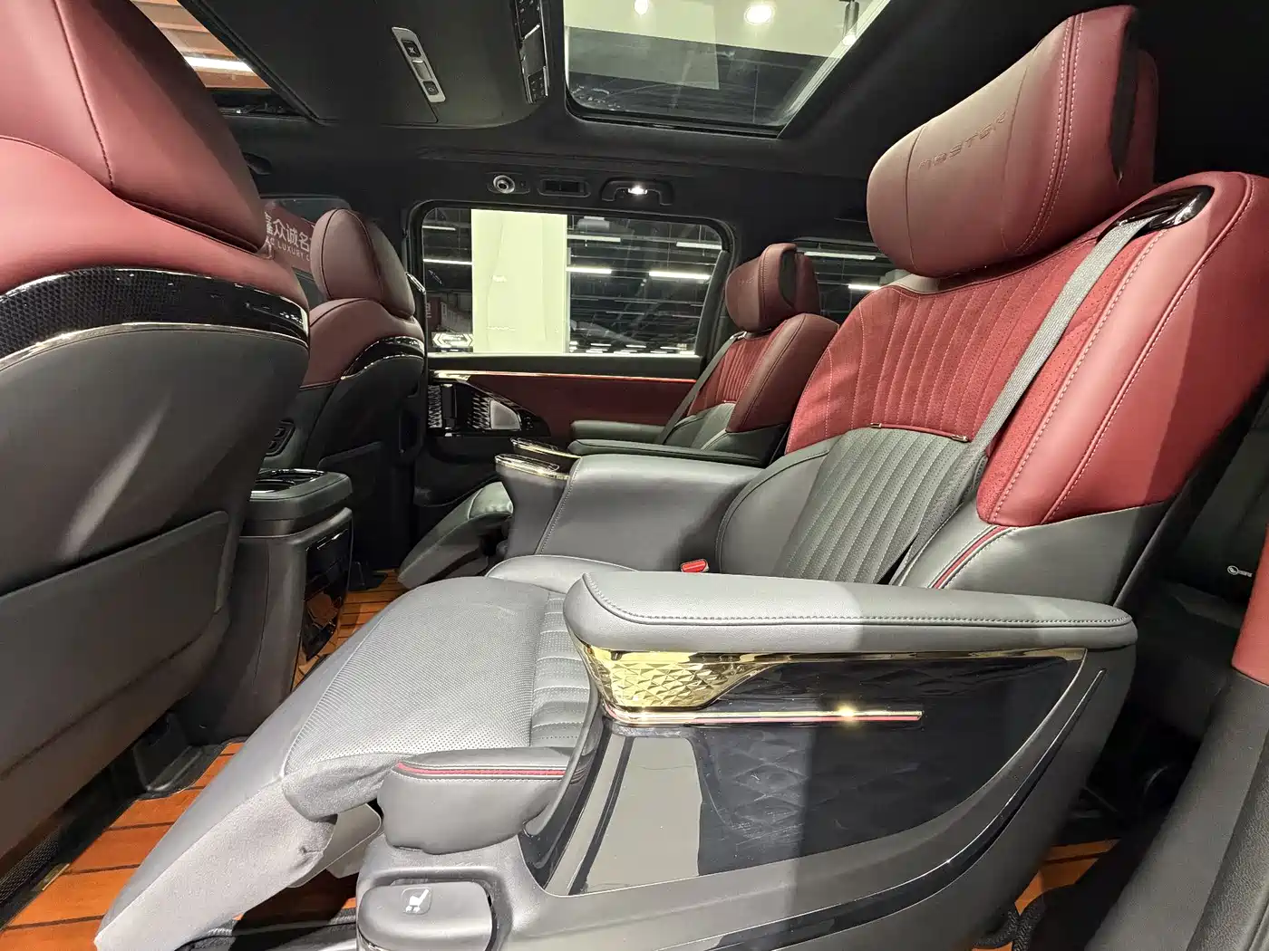 GAC Trumpchi Trumpchi M8 2023 Model Master Series 400T Ultimate Edition фото 8