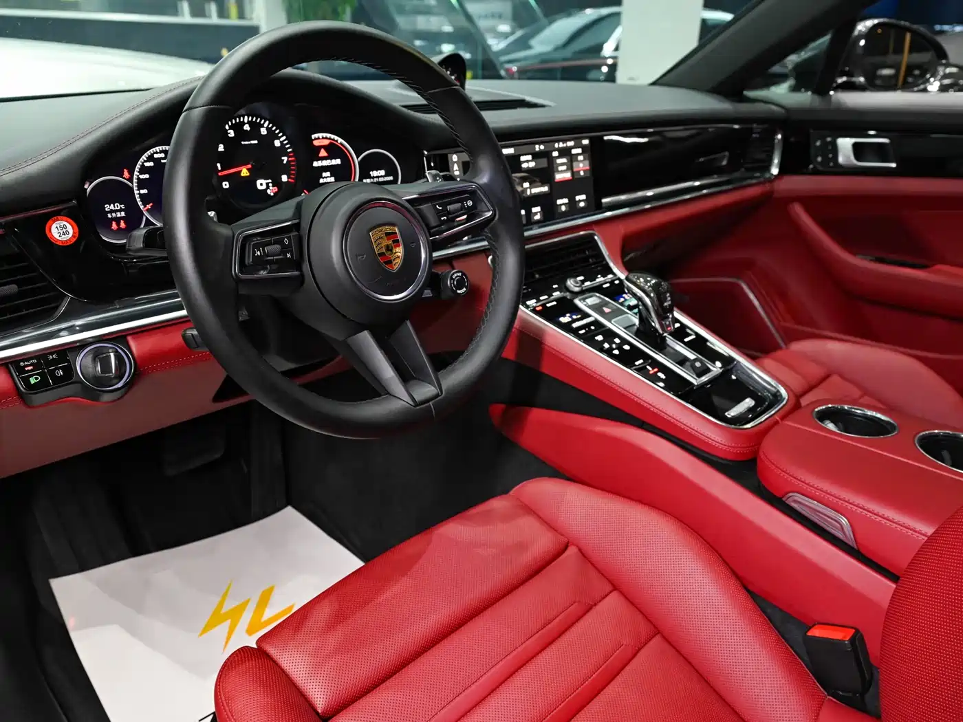 Porsche Panamera 2021 Panamera Executive Long Wheelbase 2.9T фото 11
