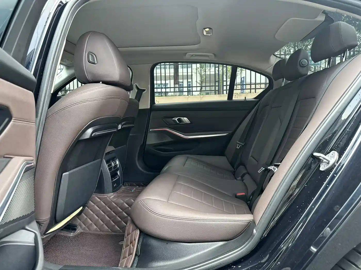 BMW 3 Series 2021 Facelift 325Li M Sport Package фото 9