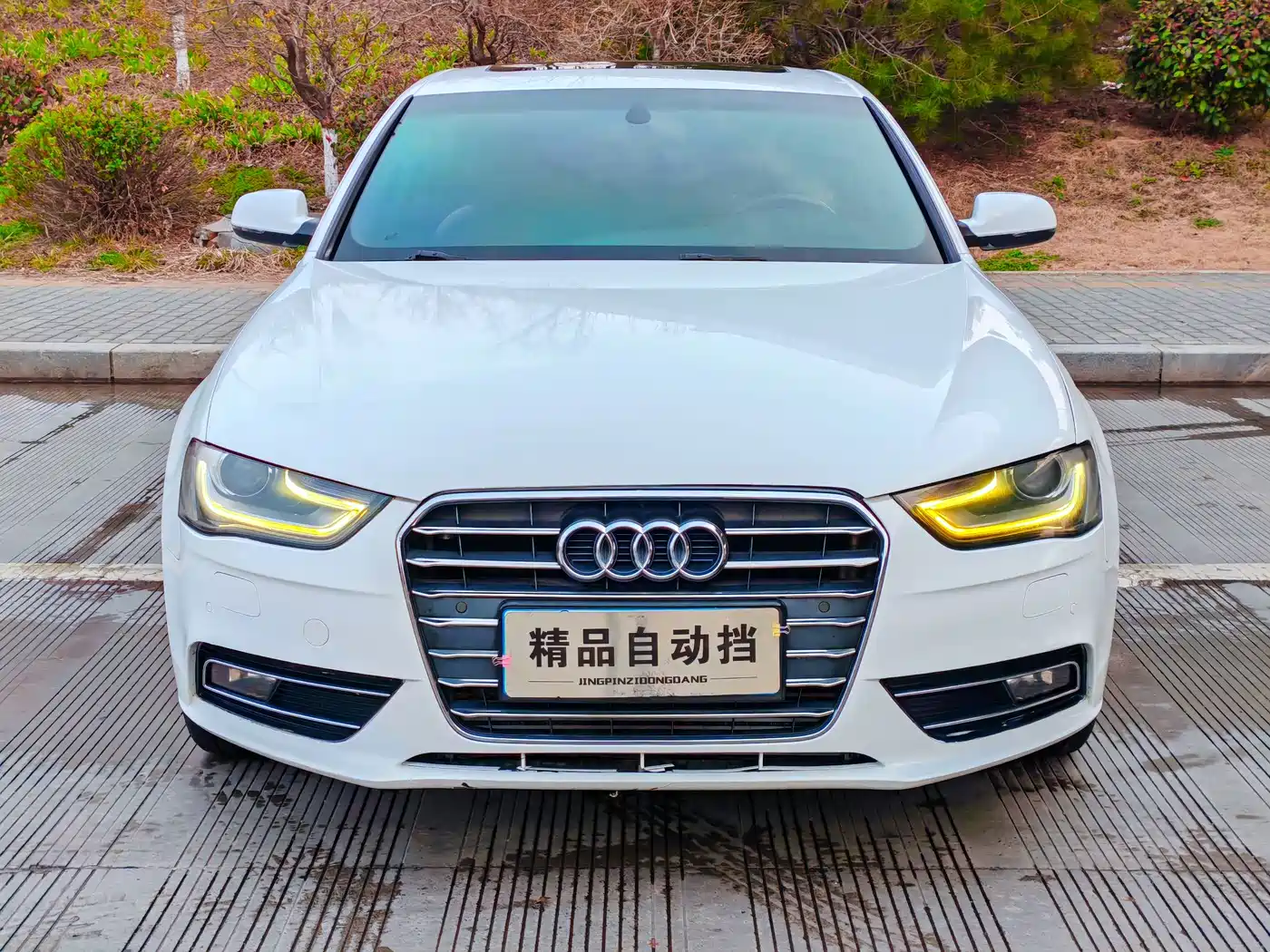 Audi A4L 2015 35 TFSI Auto Comfort фото 3