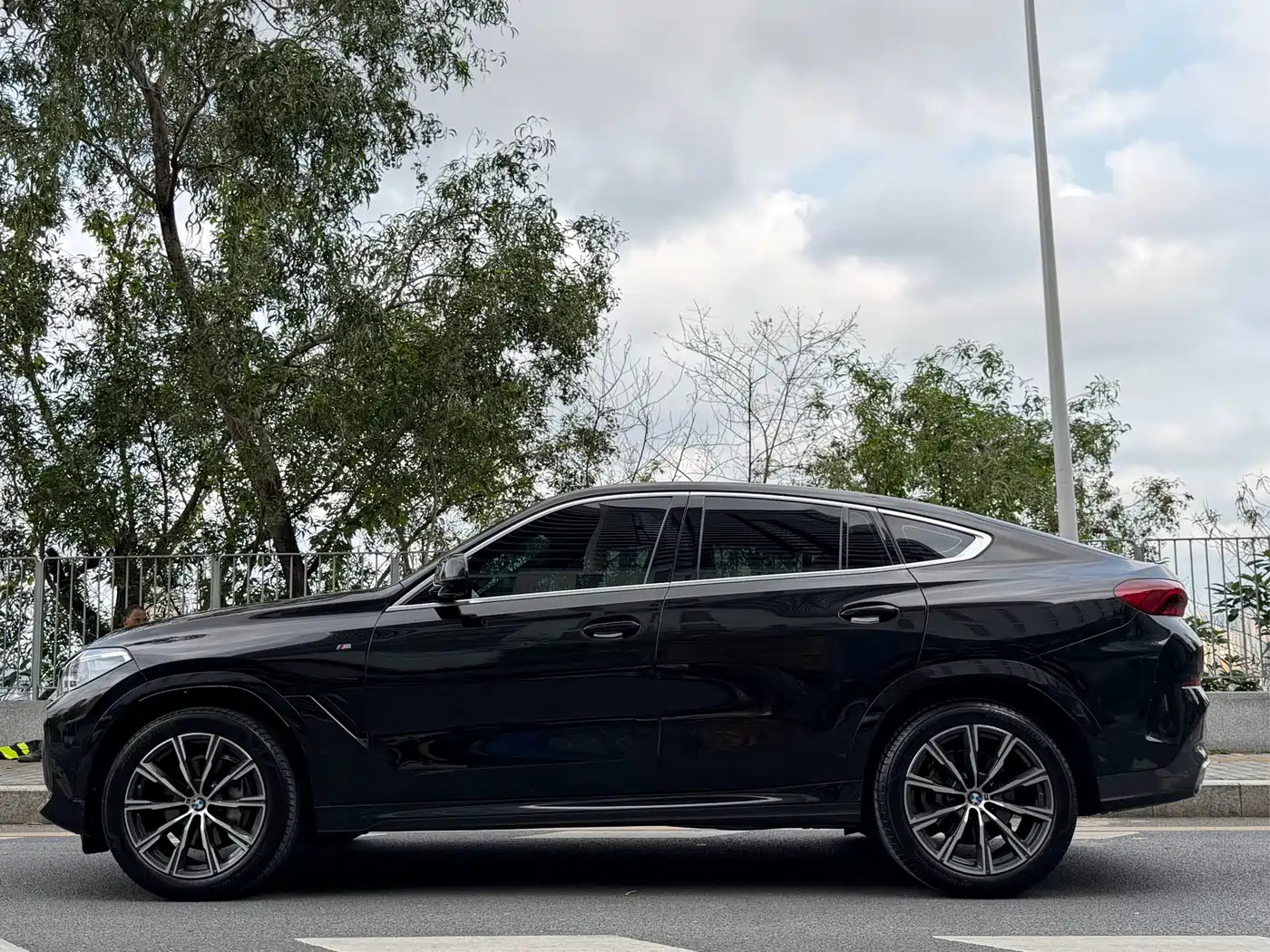 BMW X6 2020 xDrive40i M Sport Package фото 3
