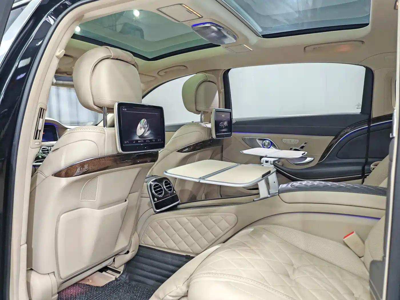 Mercedes-Benz Maybach S-Class 2015 S 600 фото 6